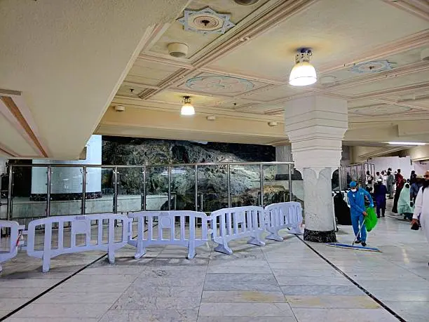 Safa and Marwa in Hajj: 5 Amazing Facts You Must Know! al-Marwah